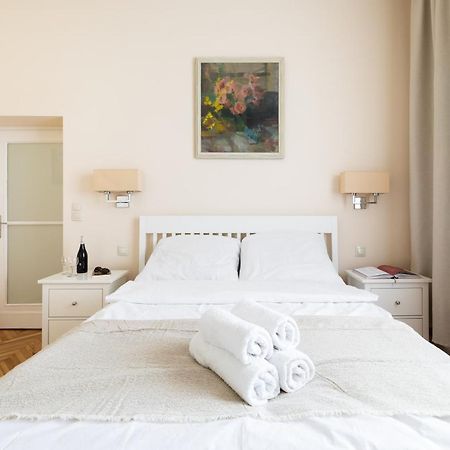 P&O Serviced Apartments Plac Konstytucji วอร์ซอ ภายนอก รูปภาพ